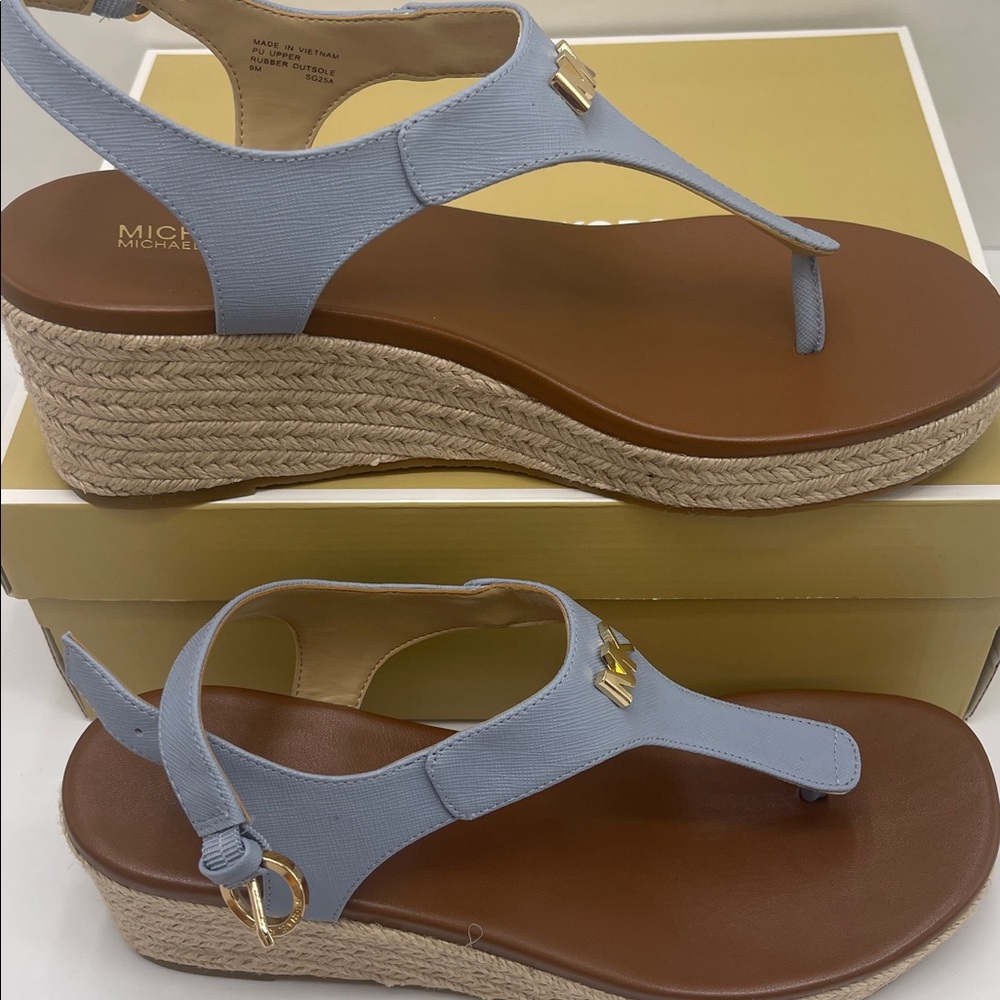 Michael Kors LANEY THONG FAUX LEATHER Pale Blue
40TOLAMS2L Heeled Sandals Wedge - Picture 2 of 16